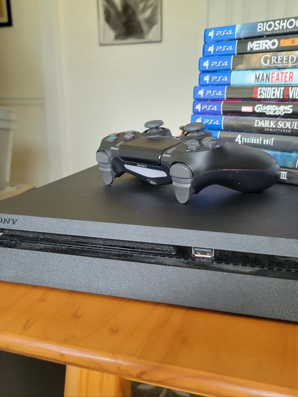 Sony PS4 Slim Console in Black With 10 Games